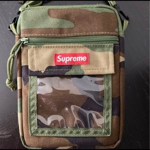 Supreme Utility Camouflage Pouch